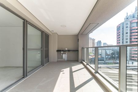 Apartamento à venda com 144m², 2 quartos e 1 vagaVaranda