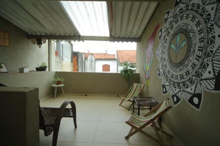Casa à venda com 102m², 2 quartos e 1 vagaVaranda  interna 