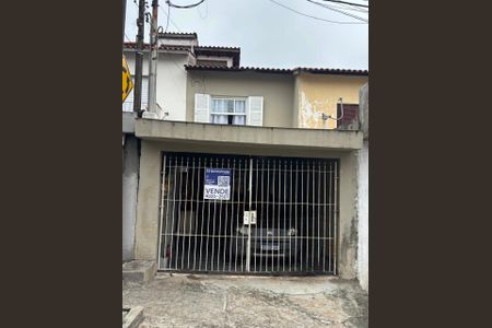 Casa à venda com 102m², 2 quartos e 1 vaga Casa à venda com 102m², 2 quartos e 1 vagaFachada