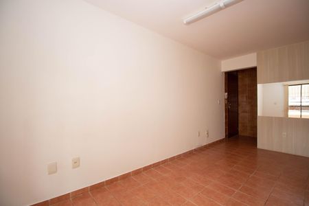 Sala de kitnet/studio para alugar com 1 quarto, 44m² em Shcgn, Brasília