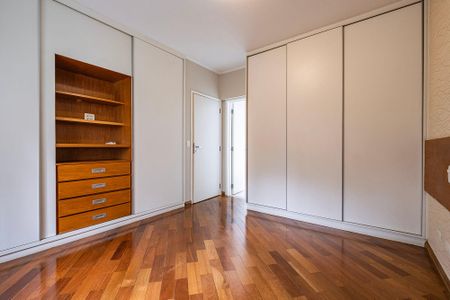 Apartamento para alugar com 138m², 2 quartos e 1 vagaSuíte