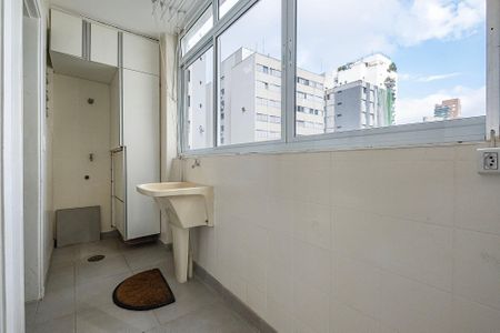 Apartamento para alugar com 138m², 2 quartos e 1 vagaÁrea de Serviço