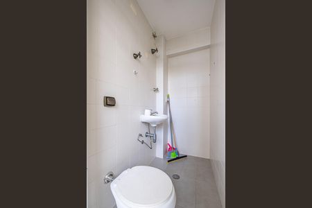 Apartamento para alugar com 138m², 2 quartos e 1 vagaBanheiro de Serviço