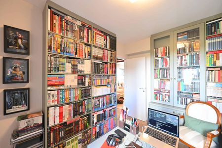 Apartamento à venda com 133m², 3 quartos e 2 vagas Apartamento à venda com 133m², 3 quartos e 2 vagasQuarto 3