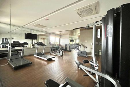 Apartamento à venda com 133m², 3 quartos e 2 vagas Apartamento à venda com 133m², 3 quartos e 2 vagasAcademia