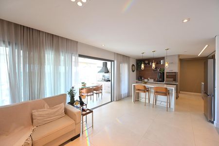Apartamento à venda com 133m², 3 quartos e 2 vagas Apartamento à venda com 133m², 3 quartos e 2 vagasSala