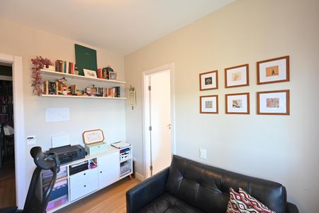 Apartamento à venda com 133m², 3 quartos e 2 vagas Apartamento à venda com 133m², 3 quartos e 2 vagasSuíte 2