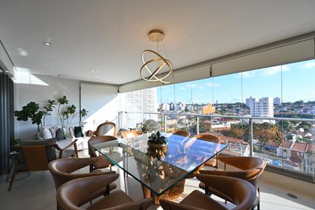 Apartamento à venda com 133m², 3 quartos e 2 vagas Apartamento à venda com 133m², 3 quartos e 2 vagasVaranda Gourmet