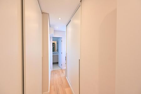 Apartamento à venda com 133m², 3 quartos e 2 vagas Apartamento à venda com 133m², 3 quartos e 2 vagasSuíte 1