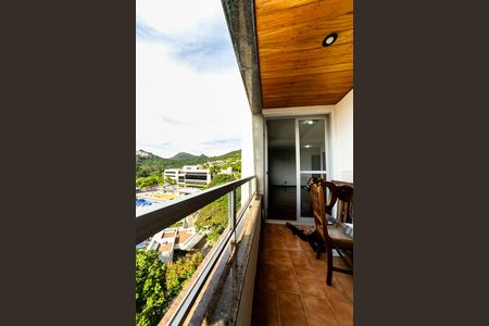 Apartamento à venda com 110m², 3 quartos e 2 vagas Apartamento à venda com 110m², 3 quartos e 2 vagasVaranda da Sala