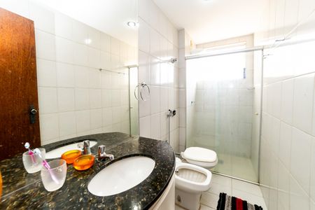Apartamento à venda com 110m², 3 quartos e 2 vagas Apartamento à venda com 110m², 3 quartos e 2 vagasBanheiro Social