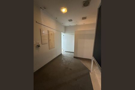 Casa à venda com 332m², 1 quarto e sem vaga
