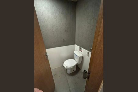 Casa à venda com 332m², 1 quarto e sem vaga