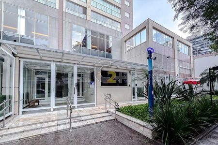Apartamento à venda com 173m², 3 quartos e 4 vagas