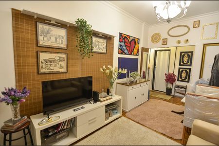 Apartamento à venda com 75m², 2 quartos e sem vaga Apartamento à venda com 75m², 2 quartos e sem vagaSala