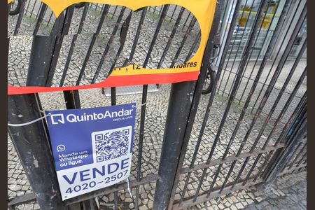 Apartamento à venda com 75m², 2 quartos e sem vaga Apartamento à venda com 75m², 2 quartos e sem vagaFachada