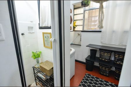 Apartamento à venda com 75m², 2 quartos e sem vaga Apartamento à venda com 75m², 2 quartos e sem vagaÁrea de Serviço