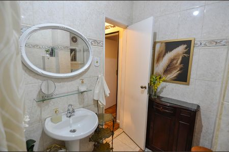 Apartamento à venda com 75m², 2 quartos e sem vaga Apartamento à venda com 75m², 2 quartos e sem vagaBanheiro