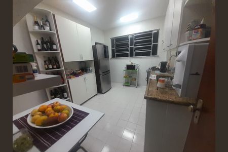 Cozinha de apartamento para alugar com 3 quartos, 117m² em Freguesia (Ilha do Governador), Rio de Janeiro