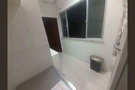 Apartamento para alugar com 117m², 3 quartos e 1 vagaÁrea de serviço