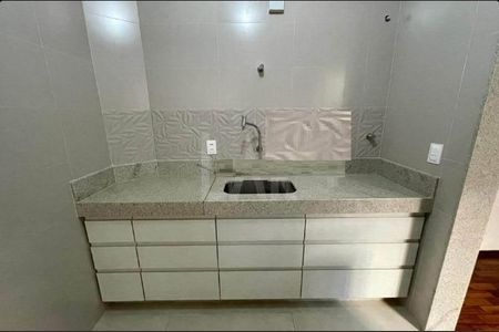Apartamento à venda com 3 quartos, 100m² em Santo Antônio, Belo Horizonte