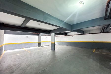 Apartamento à venda com 55m², 2 quartos e 1 vaga Apartamento à venda com 55m², 2 quartos e 1 vagaGaragem