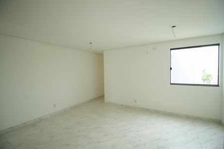 Apartamento à venda com 55m², 2 quartos e 1 vaga