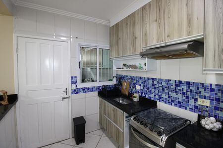 Casa de condomínio à venda com 67m², 2 quartos e 1 vagaCozinha