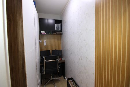 Casa de condomínio à venda com 67m², 2 quartos e 1 vagaEscritório