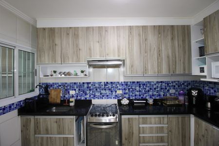 Casa de condomínio à venda com 67m², 2 quartos e 1 vagaCozinha