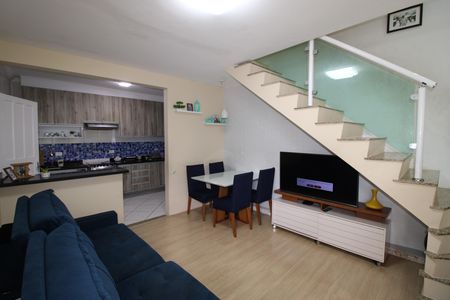 Sala de casa de condomínio à venda com 2 quartos, 67m² em Itaquera, São Paulo