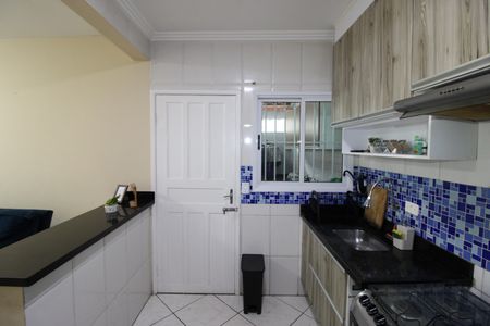 Casa de condomínio à venda com 67m², 2 quartos e 1 vagaCozinha