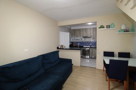 Sala de casa de condomínio à venda com 2 quartos, 67m² em Itaquera, São Paulo