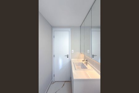 Apartamento para alugar com 70m², 2 quartos e 1 vaga Apartamento para alugar com 70m², 2 quartos e 1 vagaBanheiro da Suíte