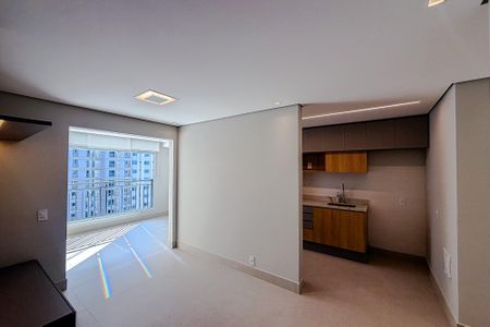 Apartamento para alugar com 70m², 2 quartos e 1 vaga Apartamento para alugar com 70m², 2 quartos e 1 vagaSala