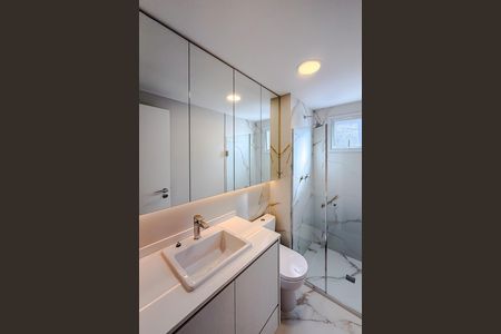 Apartamento para alugar com 70m², 2 quartos e 1 vaga Apartamento para alugar com 70m², 2 quartos e 1 vagaBanheiro da Suíte