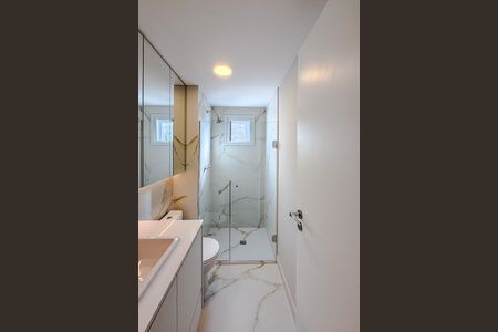 Apartamento para alugar com 70m², 2 quartos e 1 vaga Apartamento para alugar com 70m², 2 quartos e 1 vagaBanheiro da Suíte