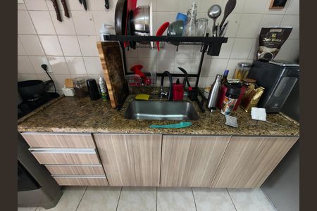 Apartamento à venda com 76m², 2 quartos e 1 vaga
