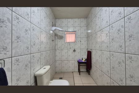 Casa à venda com 137m², 3 quartos e 2 vagas Casa à venda com 137m², 3 quartos e 2 vagasBanheiro