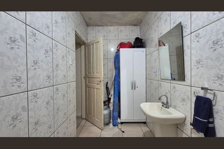 Casa à venda com 137m², 3 quartos e 2 vagas Casa à venda com 137m², 3 quartos e 2 vagasBanheiro
