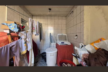 Lavanderia de casa à venda com 3 quartos, 137m² em Vila Linda, Santo André