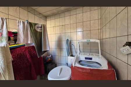 Casa à venda com 137m², 3 quartos e 2 vagas Casa à venda com 137m², 3 quartos e 2 vagasLavanderia