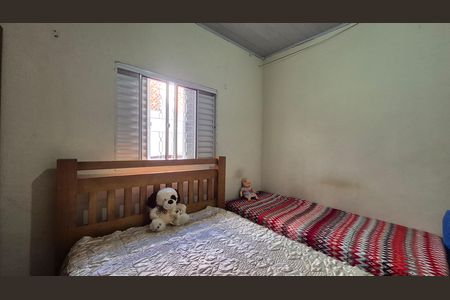 Casa à venda com 137m², 3 quartos e 2 vagas Casa à venda com 137m², 3 quartos e 2 vagasQuarto
