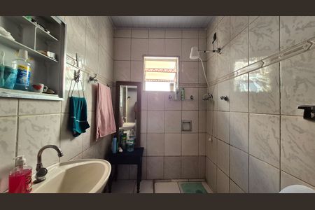 Casa à venda com 137m², 3 quartos e 2 vagas Casa à venda com 137m², 3 quartos e 2 vagasBanheiro 2