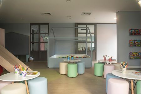 Apartamento para alugar com 39m², 2 quartos e sem vagaÁrea comum - Brinquedoteca