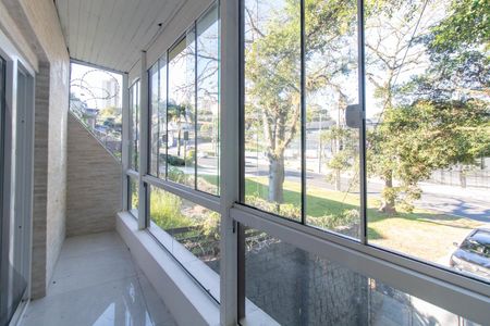 Varanda da Sala de casa para alugar com 6 quartos, 350m² em Cristal, Porto Alegre