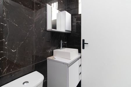 Casa para alugar com 350m², 6 quartos e 3 vagas Casa para alugar com 350m², 6 quartos e 3 vagasBanheiro da Suíte 2