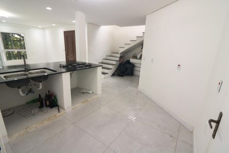 Casa para alugar com 350m², 6 quartos e 3 vagasCozinha