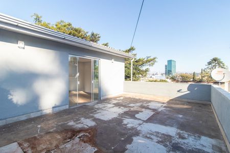 Casa para alugar com 350m², 6 quartos e 3 vagas Casa para alugar com 350m², 6 quartos e 3 vagasTerraço