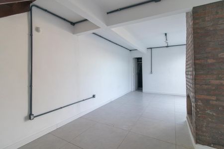 Casa para alugar com 350m², 6 quartos e 3 vagas Casa para alugar com 350m², 6 quartos e 3 vagasCasa 2 - Sala/cozinha